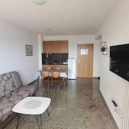 Maric Apartman Baska Voda