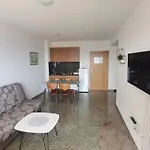 Maric Apartament Baška Voda